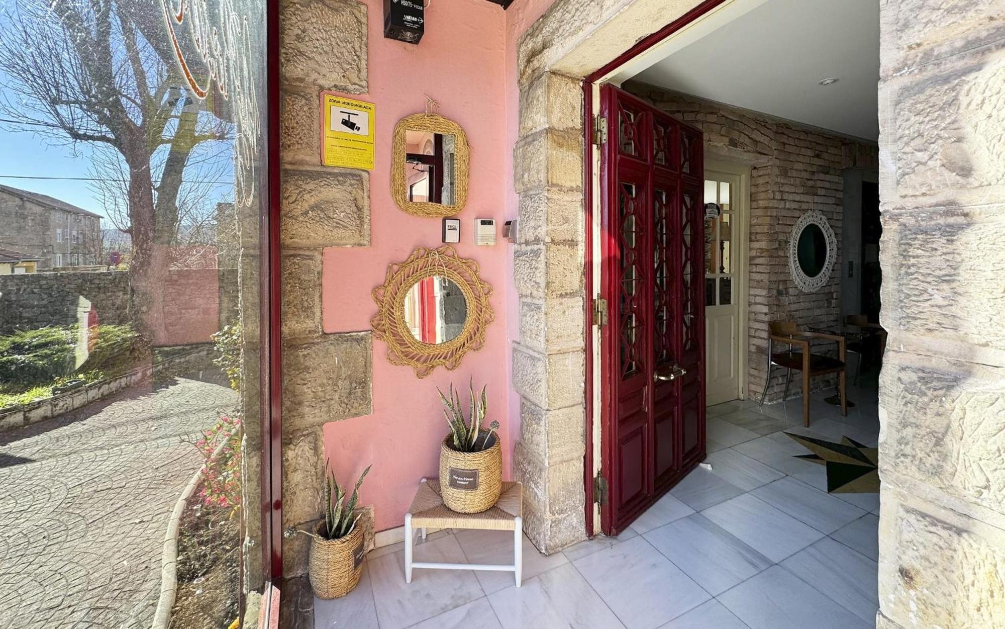 Posada Villa Rosa Reinosa Exterior photo